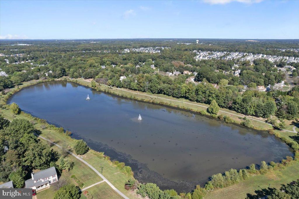 Image 66 of property listing at 6071 RED SQUIRREL PL, Waldorf, MD 20603