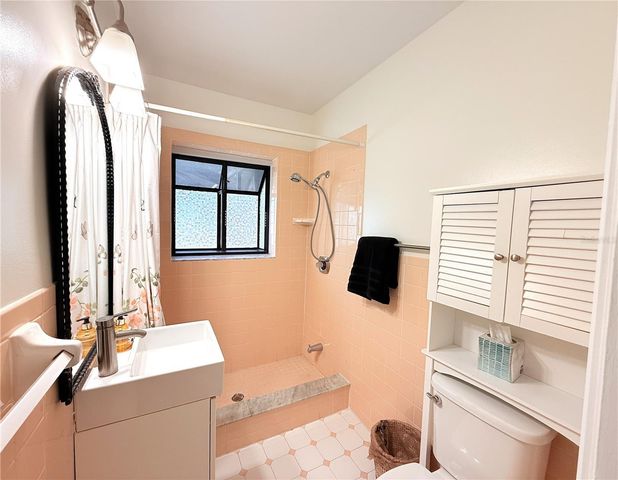 225 CEVERA DRIVE, Dunedin, FL 34698