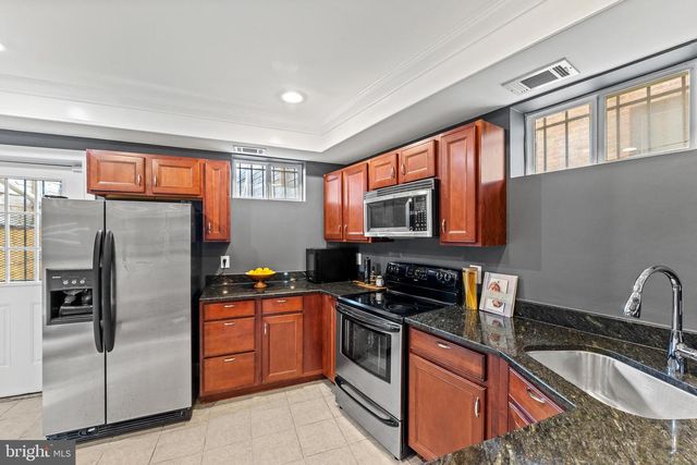 1509 Gales St NE Apt 1, Washington, DC 20002