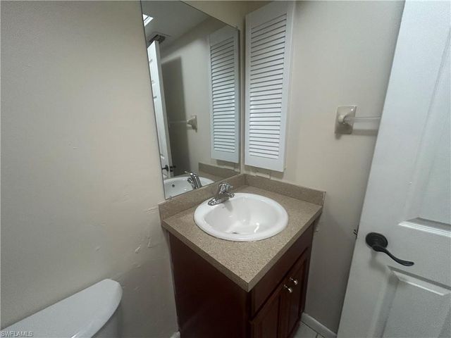 215-217 SE 23rd PL 215, Cape Coral, FL 33990