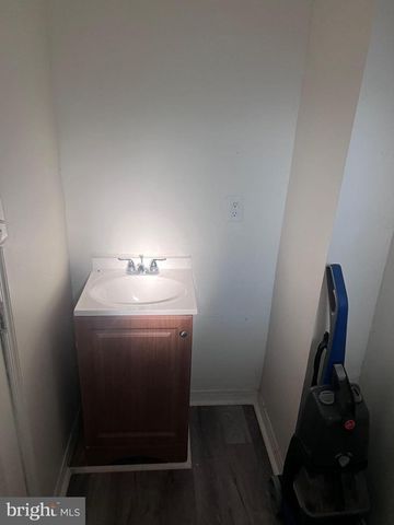 1832 N BUCKNELL ST, Philadelphia, PA 19121