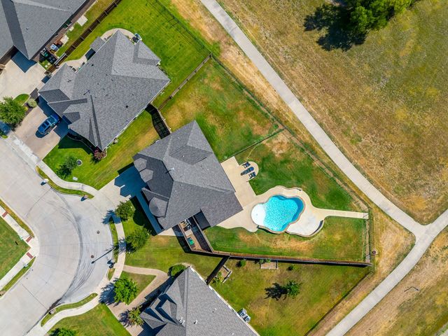 4604 Brookside Drive, Denton, TX 76226