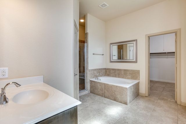 4604 Brookside Drive, Denton, TX 76226