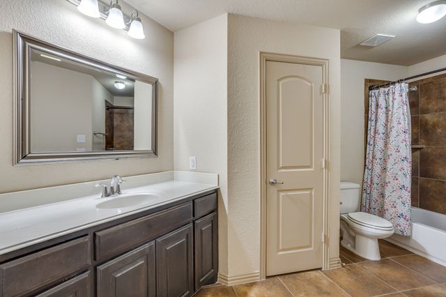 4604 Brookside Drive, Denton, TX 76226