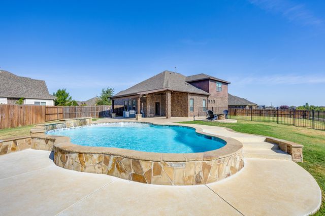 4604 Brookside Drive, Denton, TX 76226