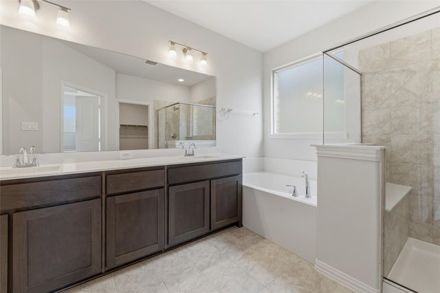 3520 Columbus Street, Gainesville, TX 76240