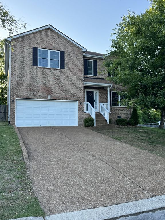 6007 Crestview Ct, Mount Juliet, TN 37122