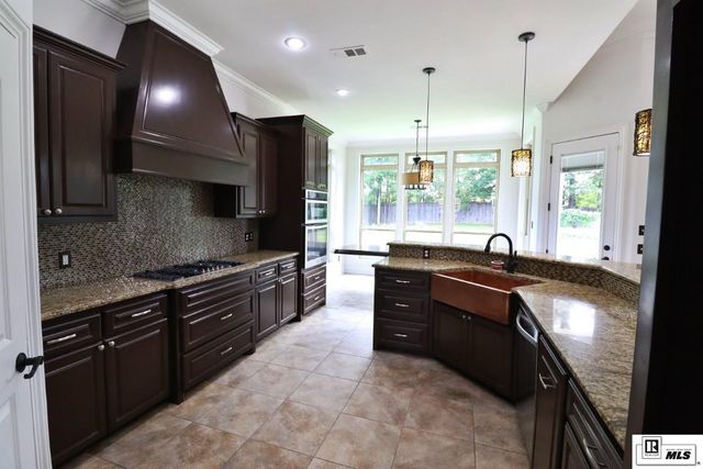 411 AUSTIN OAKS CIRCLE, West Monroe, LA 71292