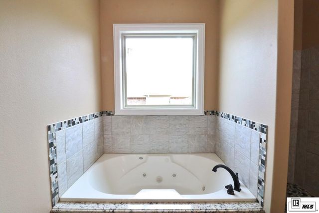 411 AUSTIN OAKS CIRCLE, West Monroe, LA 71292