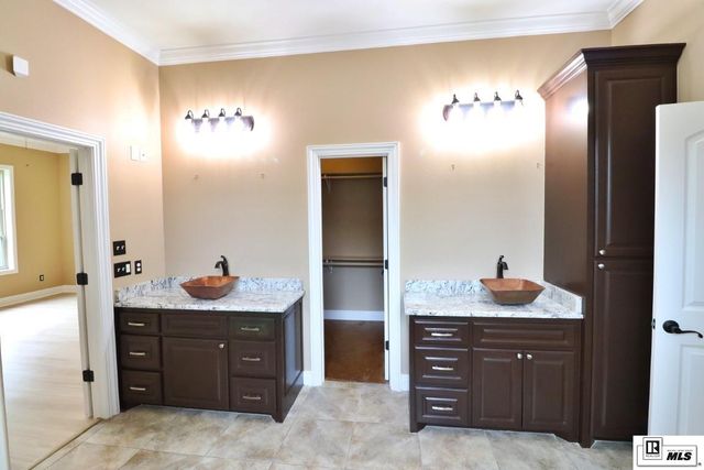 411 AUSTIN OAKS CIRCLE, West Monroe, LA 71292