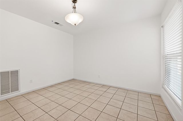 15411 Lago Villa Drive, Tomball, TX 77377