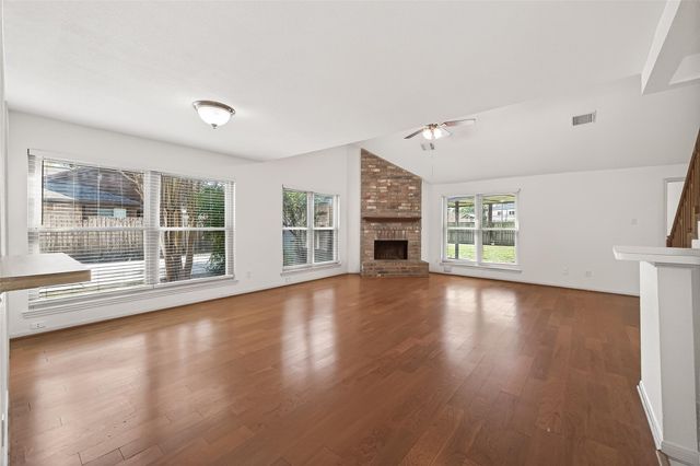 15411 Lago Villa Drive, Tomball, TX 77377