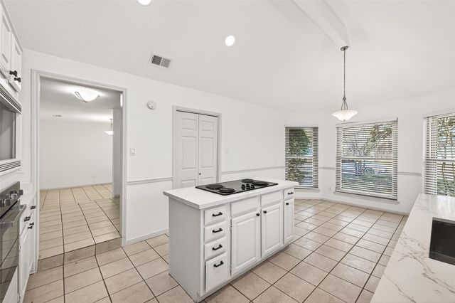 15411 Lago Villa Drive, Tomball, TX 77377