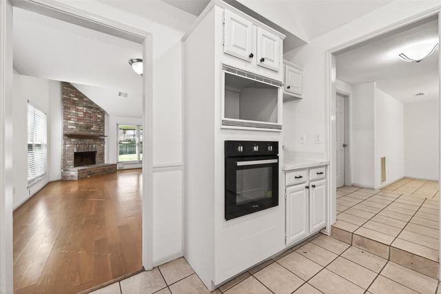 15411 Lago Villa Drive, Tomball, TX 77377