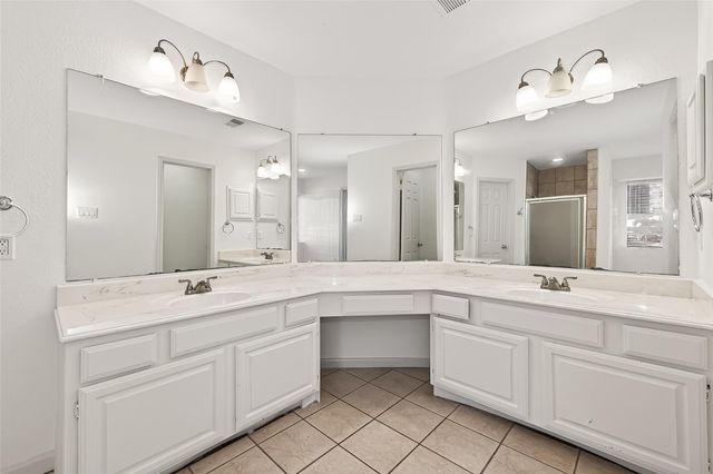 15411 Lago Villa Drive, Tomball, TX 77377