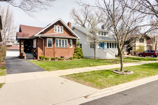 1746 W 104th Place, Chicago, IL 60643