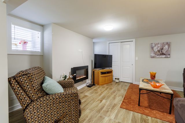 1746 W 104th Place, Chicago, IL 60643