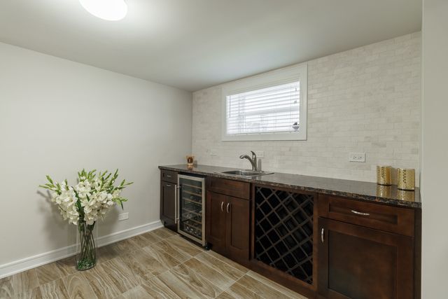 1746 W 104th Place, Chicago, IL 60643