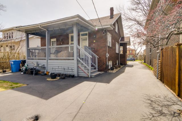 1746 W 104th Place, Chicago, IL 60643