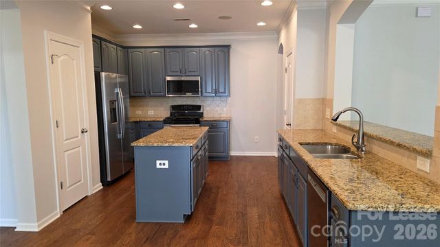 5203 Camp Verde Lane, Charlotte, NC 28277