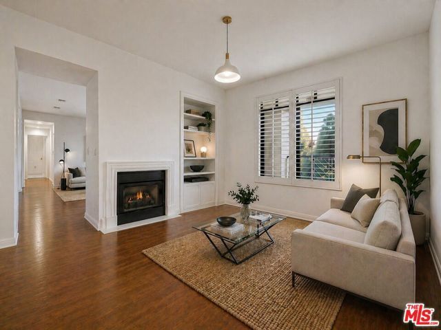 5625 Crescent Parkway 324, Los Angeles, CA 90094
