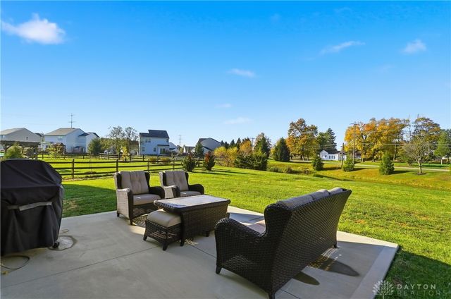 1607 Kilbarron Drive, Morrow, OH 45152