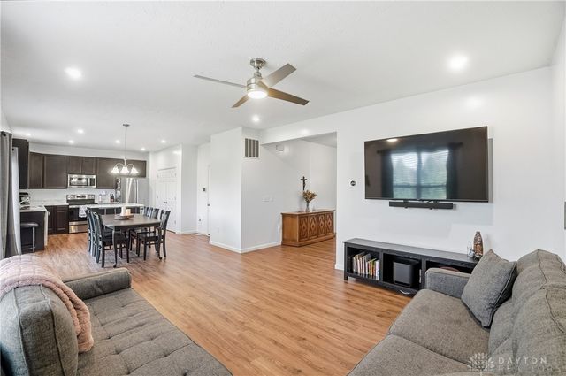 1607 Kilbarron Drive, Morrow, OH 45152