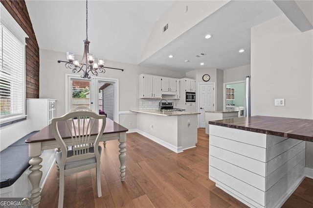 440 Allenbrook Court, Roswell, GA 30075