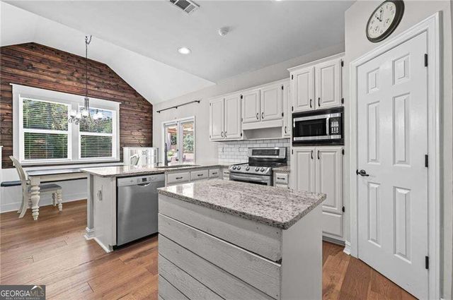 440 Allenbrook Court, Roswell, GA 30075