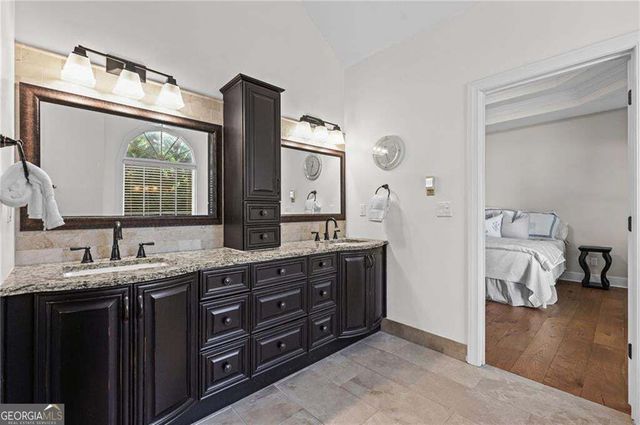 440 Allenbrook Court, Roswell, GA 30075