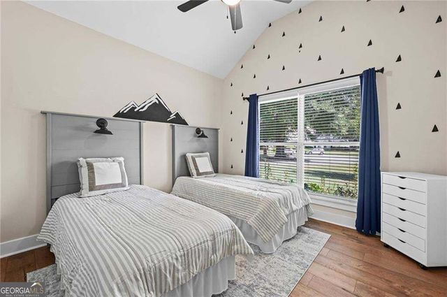 440 Allenbrook Court, Roswell, GA 30075