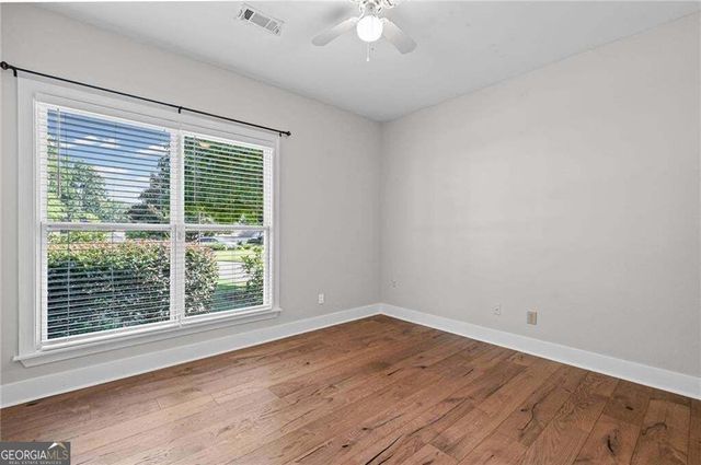 440 Allenbrook Court, Roswell, GA 30075