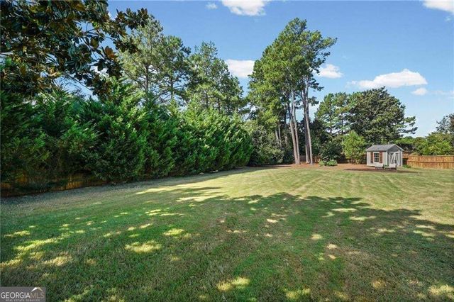 440 Allenbrook Court, Roswell, GA 30075