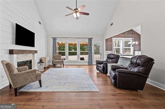 440 Allenbrook Court, Roswell, GA 30075