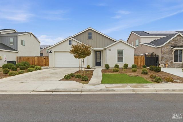 6516 Walkers Glen Lane, Bakersfield, CA 93313