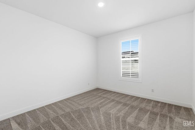 6516 Walkers Glen Lane, Bakersfield, CA 93313