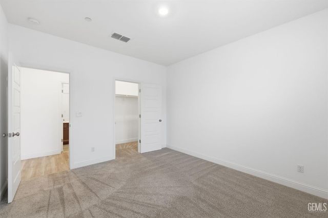 6516 Walkers Glen Lane, Bakersfield, CA 93313