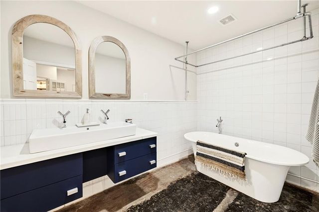 65 Peachtree Memorial Drive NW 5, Atlanta, GA 30309