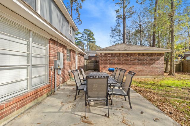 117 E Park Drive, Conroe, TX 77356