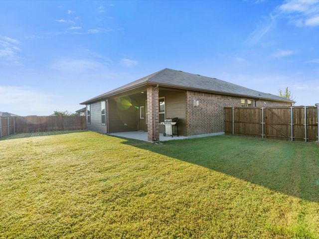 9208 Lace Cactus Drive, Fort Worth, TX 76131