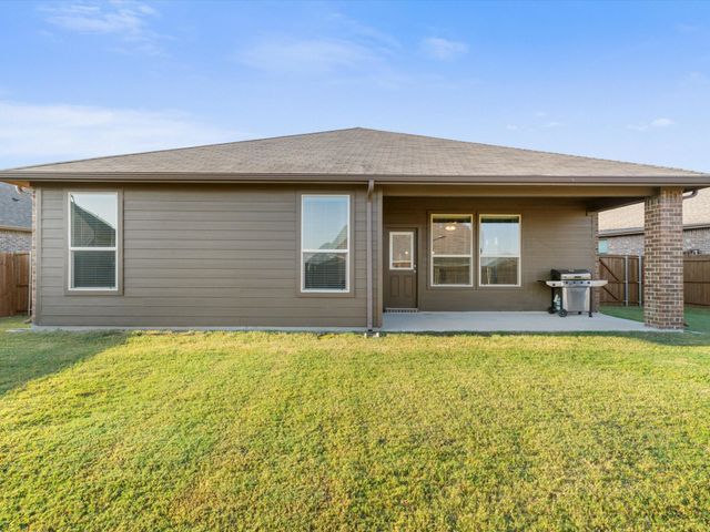 9208 Lace Cactus Drive, Fort Worth, TX 76131