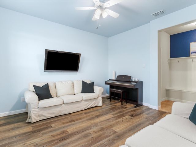 9208 Lace Cactus Drive, Fort Worth, TX 76131