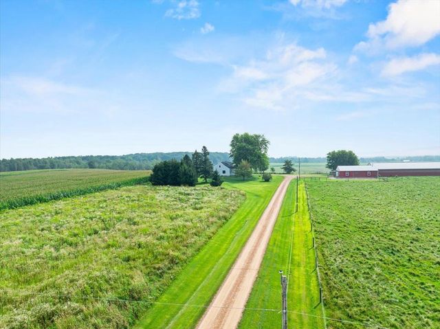 N10160 SPARROW AVENUE, Loyal, WI 54446