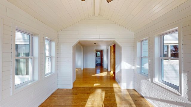 N10160 SPARROW AVENUE, Loyal, WI 54446