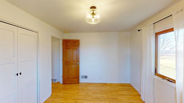 N10160 SPARROW AVENUE, Loyal, WI 54446