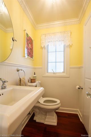 9270 Hidden Valley Court, Grand Blanc, MI 48439