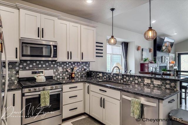 3651 RED FEATHER TR, Cheyenne, WY 82001