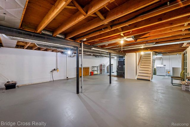 2614 Essex Street, Royal Oak, MI 48073