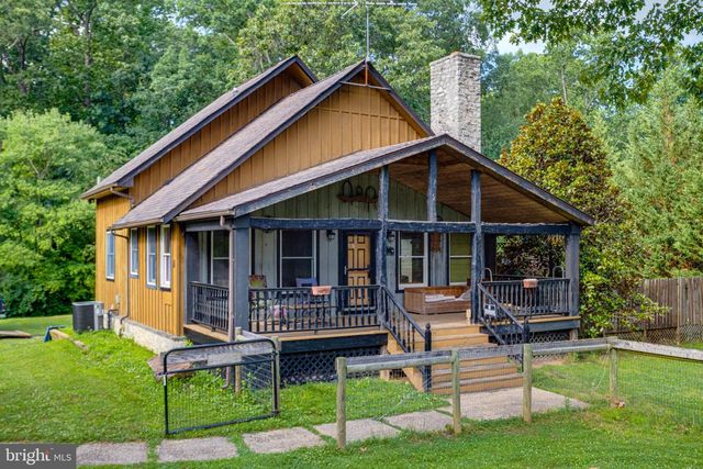 10 CLUBHOUSE RD, Delta, PA 17314