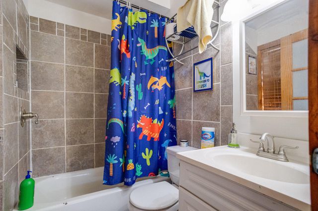 10 CLUBHOUSE RD, Delta, PA 17314